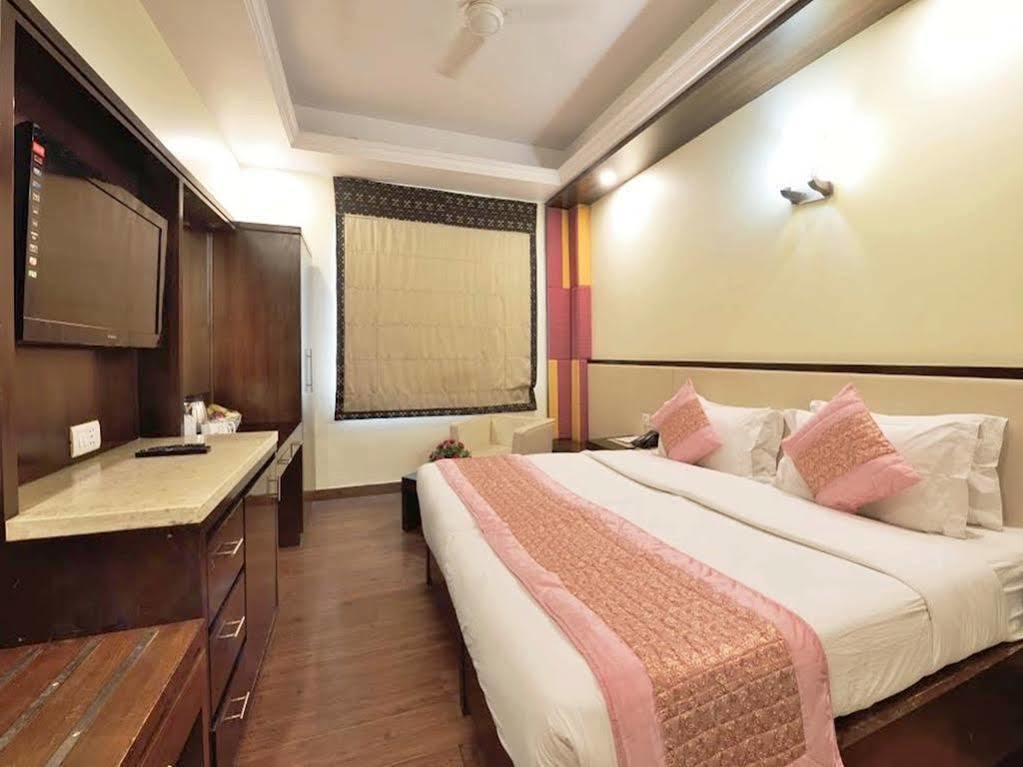 Fabhotel Marble Arch Karol Bagh Deli Exterior foto