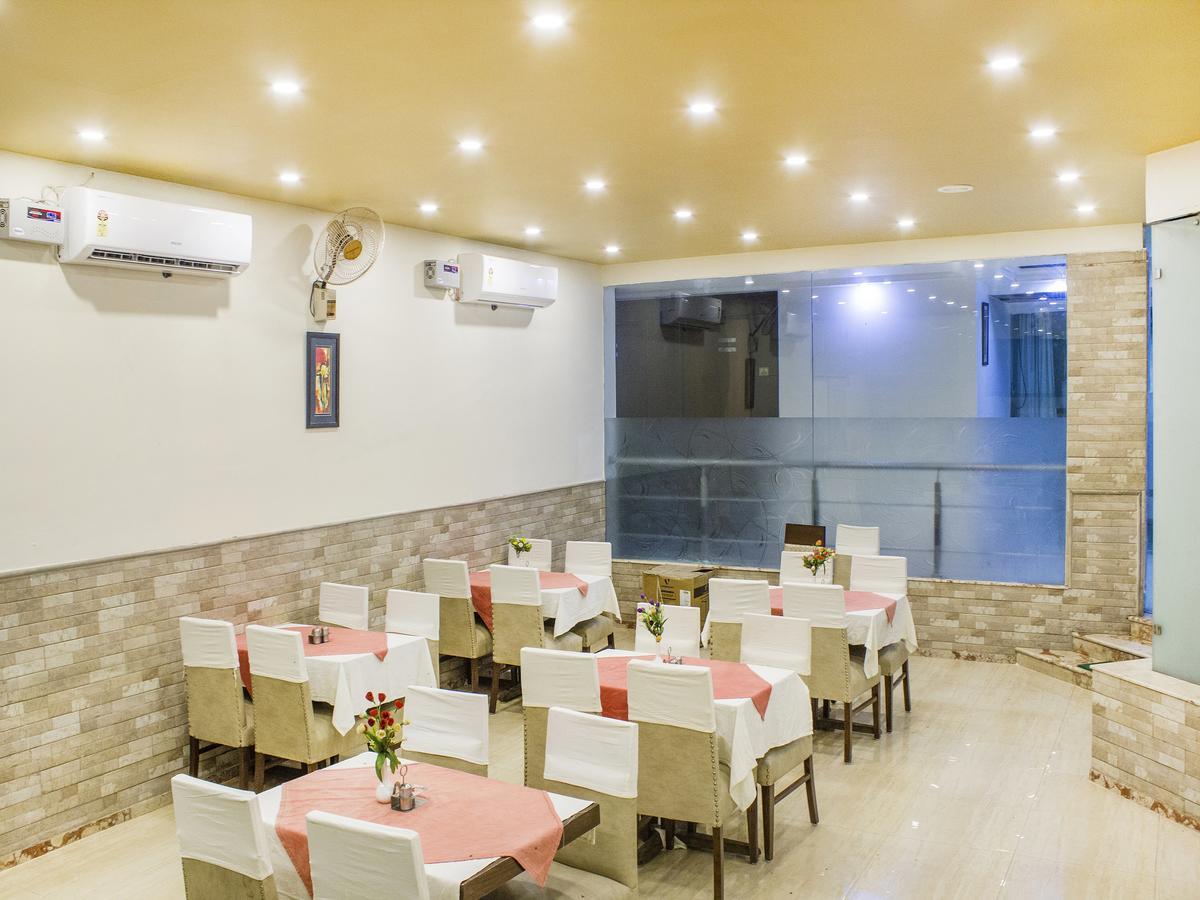 Fabhotel Marble Arch Karol Bagh Deli Exterior foto