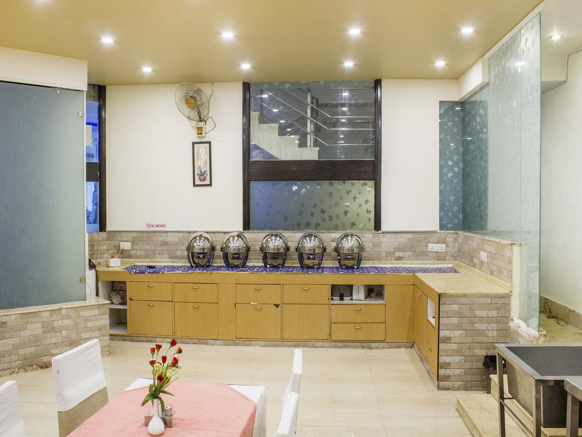 Fabhotel Marble Arch Karol Bagh Deli Exterior foto