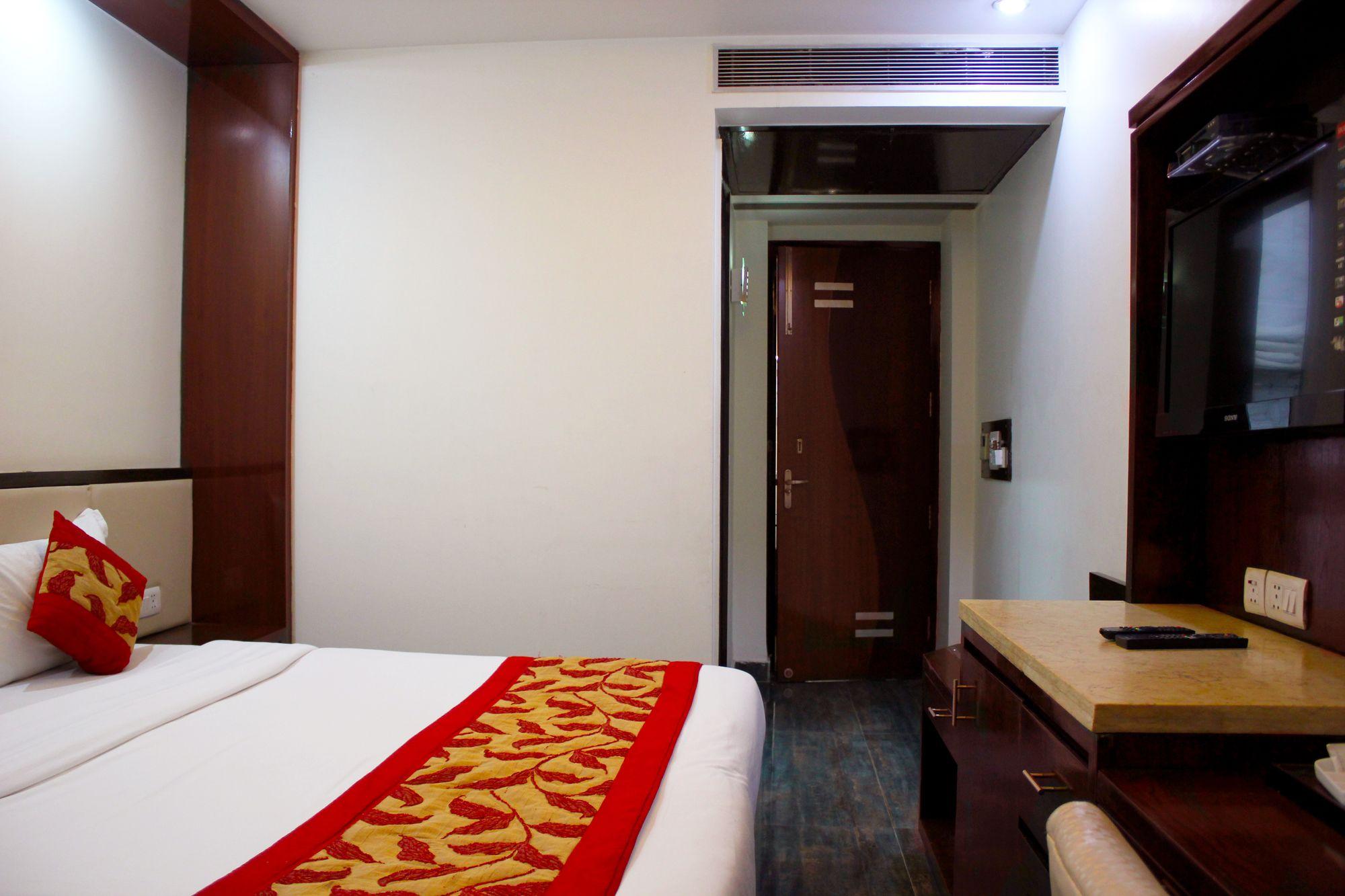 Fabhotel Marble Arch Karol Bagh Deli Exterior foto